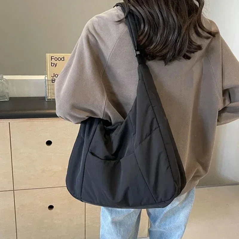 sac à bandoulière en tissu doux pour femmes, tendance, couleur unie, pour étudiantes, nouveau style rétro décontracté, grands sacs à main pour femmes, printemps