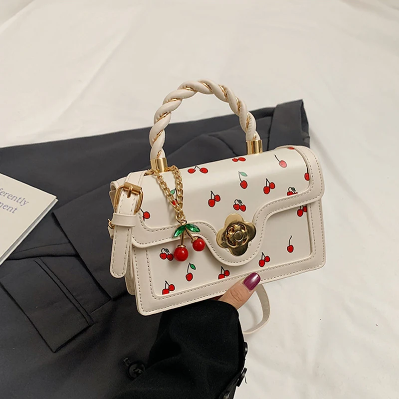 petit sac à bandoulière carré tendance pour femmes, sac à main de qualité, nouveau style, sac à bandoulière noir à rabat