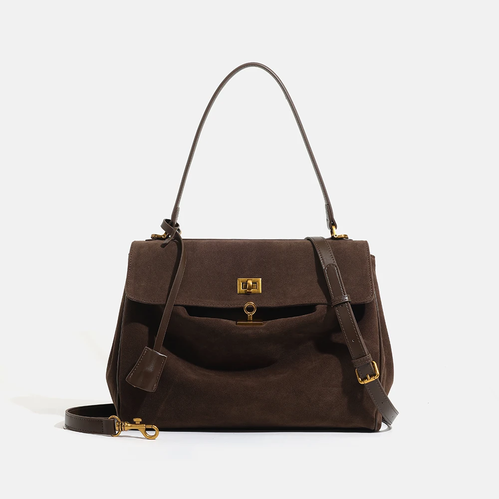 Sac fourre-tout, un sac sous les bras de banlieue de grande capacité pour femmes, un sac à bandoulière simple haut de gamme et polyvalent pour l'automne et l'hiver
