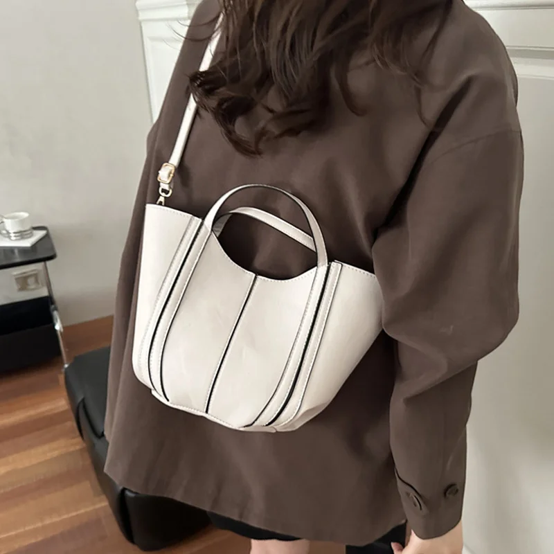 sac à bandoulière seau vintage pour femmes, petit sac à main fourre tout de couleur unie