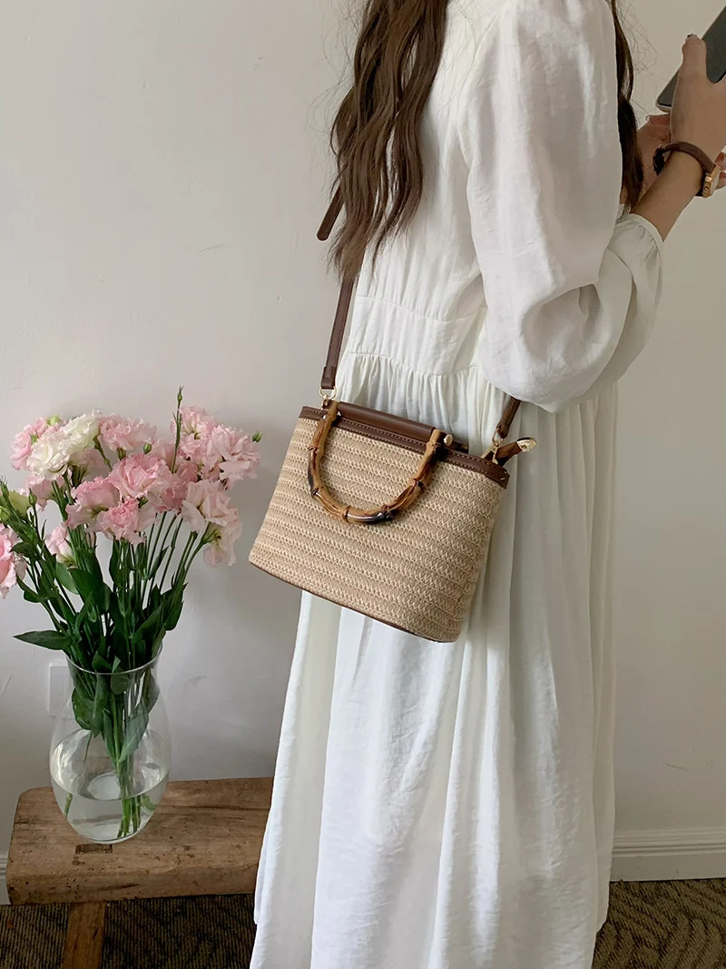 sacs à main de voyage en paille pour femmes, sacs à bandoulière simples, poignée en bois à la mode, été initié, e27