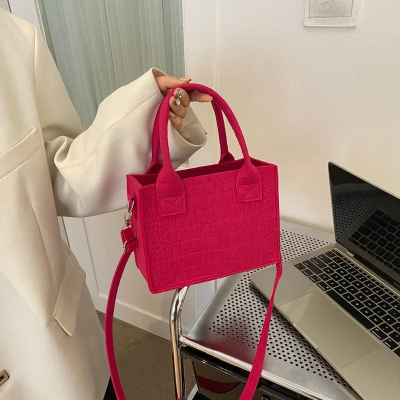 sac à bandoulière simple initié pour femme, sac à main de loisirs tendance, petit sac carré simple, vêtements de jeu