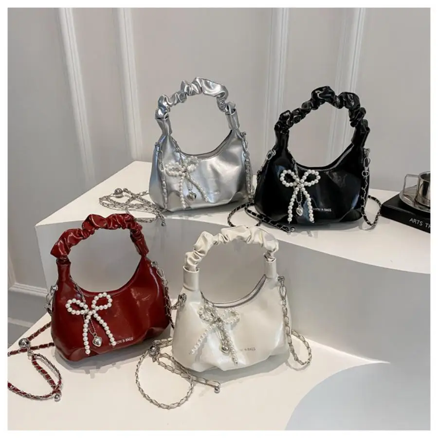 sac à main plissé à la mode pour femmes, pendentif nœud papillon, sac à bandoulière à la mode, sac à bandoulière simple et élégant, tendance en chaîne