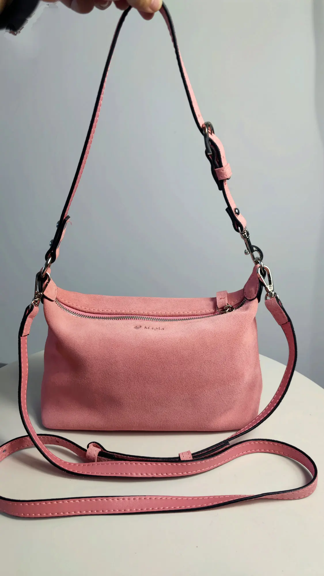 Sac Hobo en daim véritable pour fille, sac à main rose de luxe d'hiver 2021, sac à main de déclaration populaire, Logo personnalisable/Fourre-tout à bandoulière avec initiale