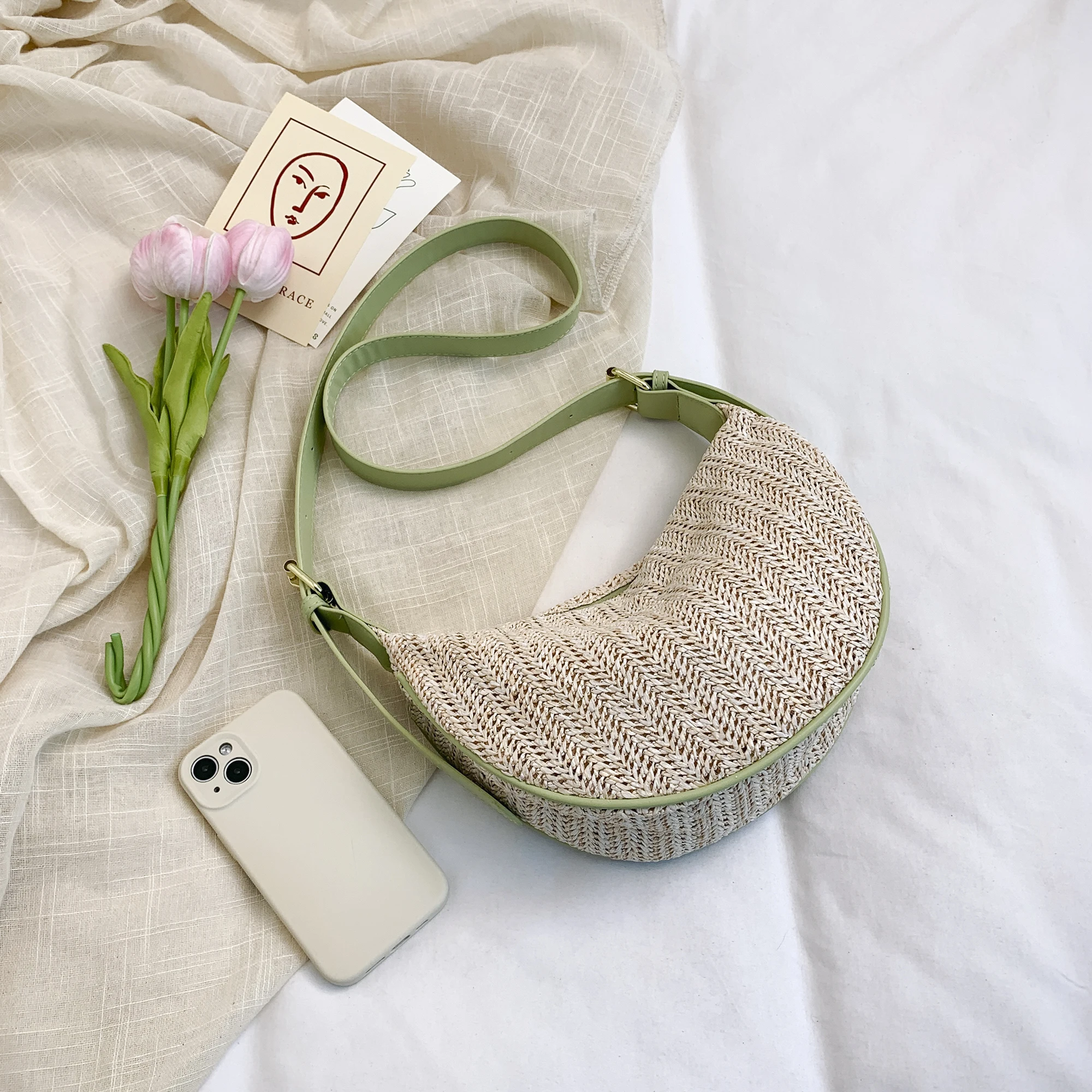 nouveau sac à main en paille à la mode pour femmes ; sac à bandoulière frais et élégant pour le travail et le shopping, polyvalent pour les femmes