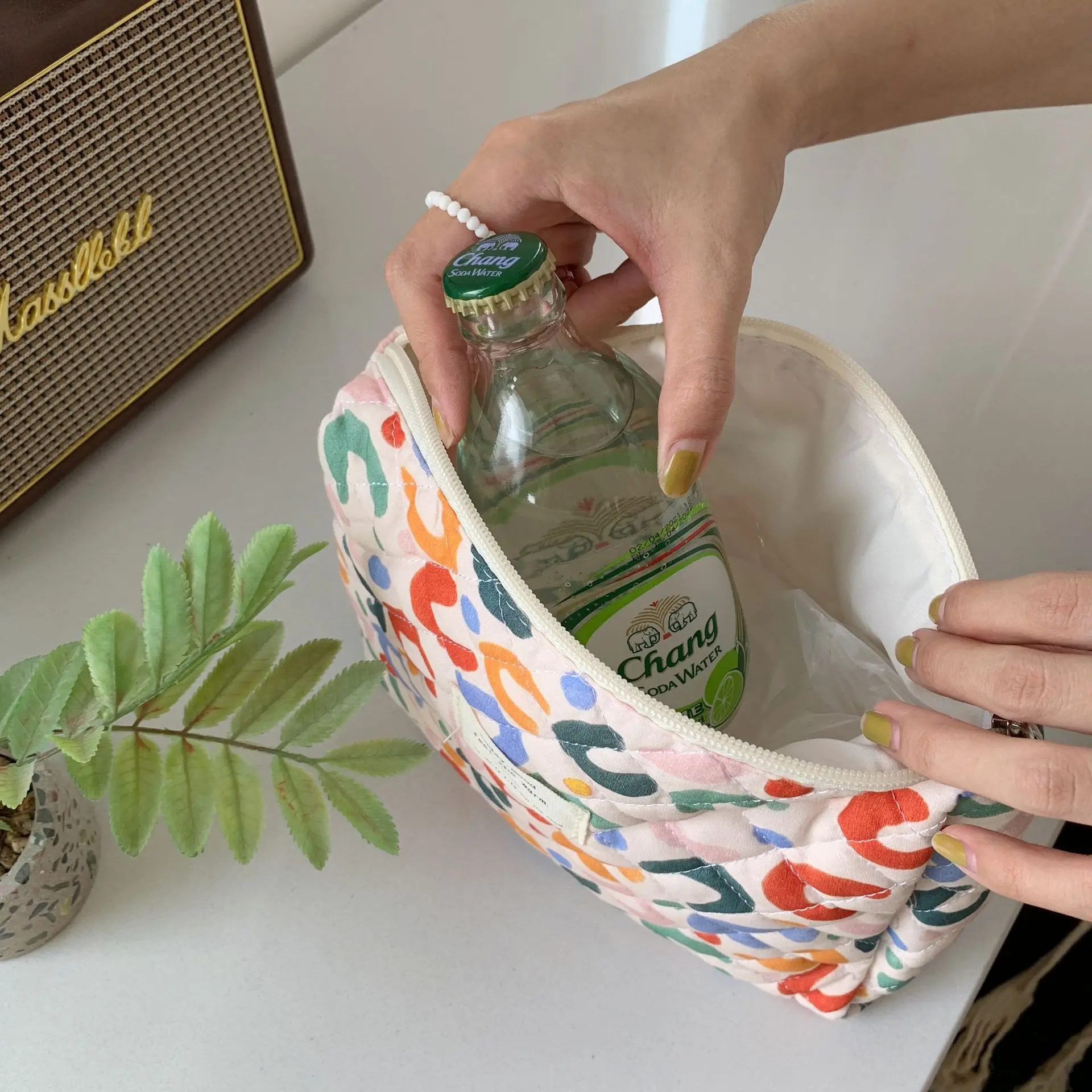 sac de maquillage cosmétique matelassé pour femmes, trousse de toilette portable, sacs à main féminins, organisateurs floraux, pochette de rangement pour cosmétiques