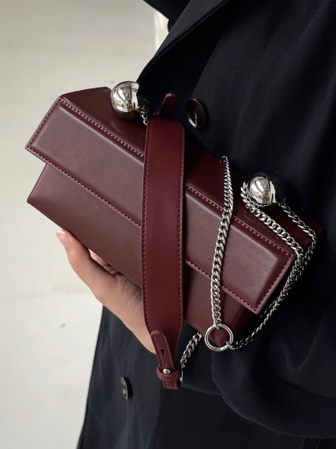 sac à main en cuir group pour patients de mariage, petit sac à bandoulière populaire, design à rabat classique, nouvelle collection 2024
