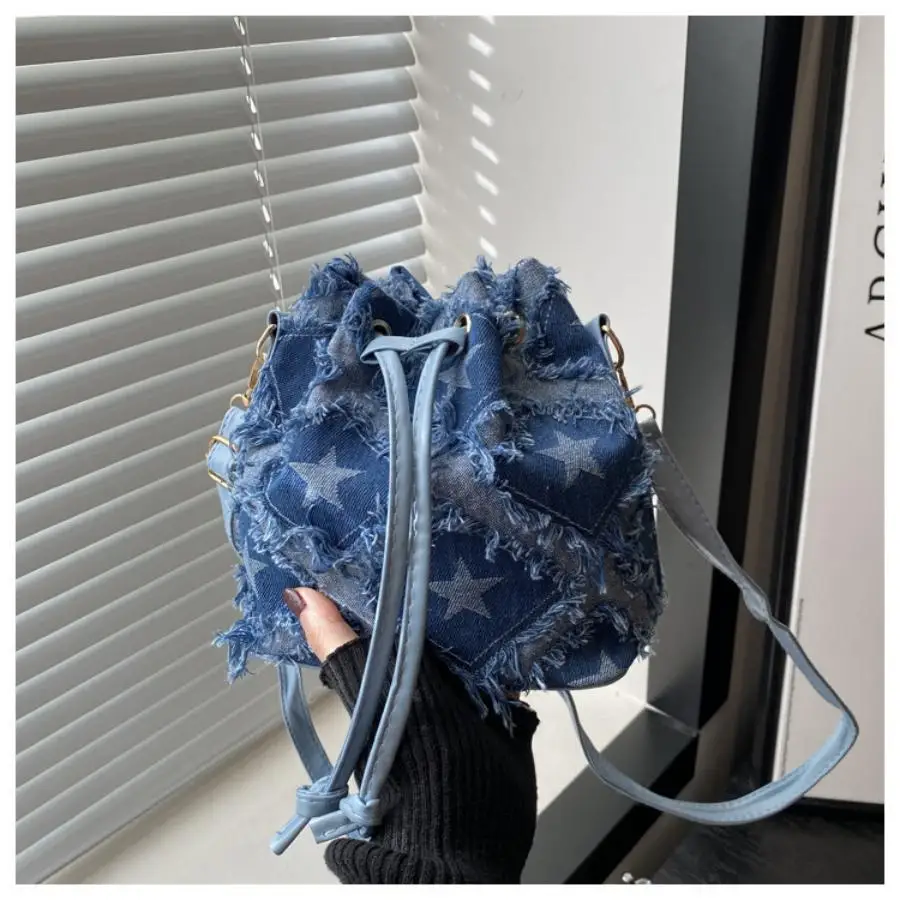 nouveau sac seau pour femmes, sac à bandoulière à carreaux, sac à main en denim durable, design à cordon de serrage de grande capacité,