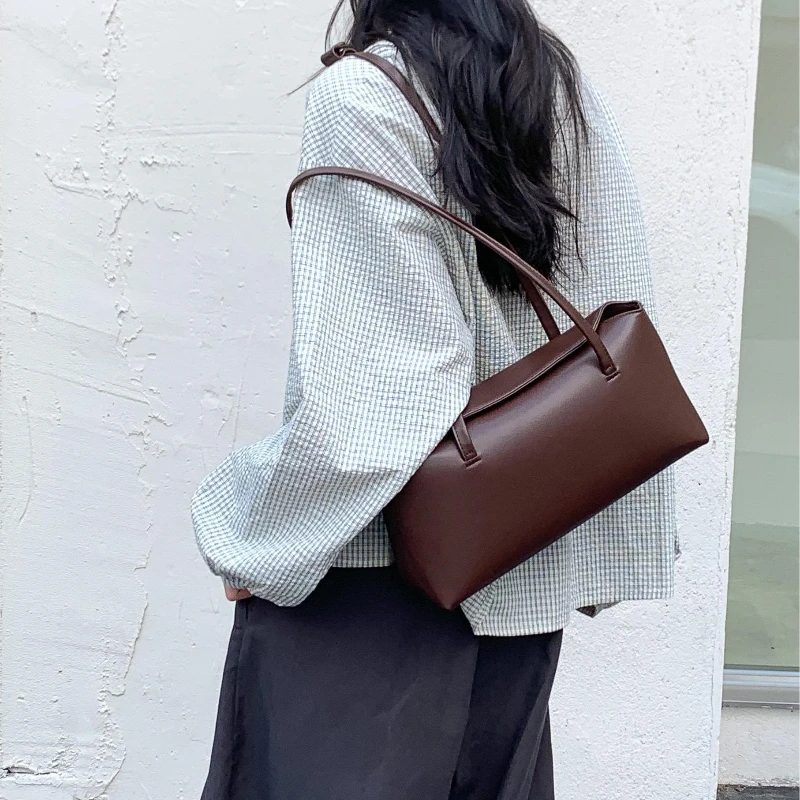 sac à bandoulière baguette en pu de haute qualité pour femmes, sac à main vintage sous les bras, fourre tout à la mode pour les déplacements quotidiens, sac de haute qualité guangzhou