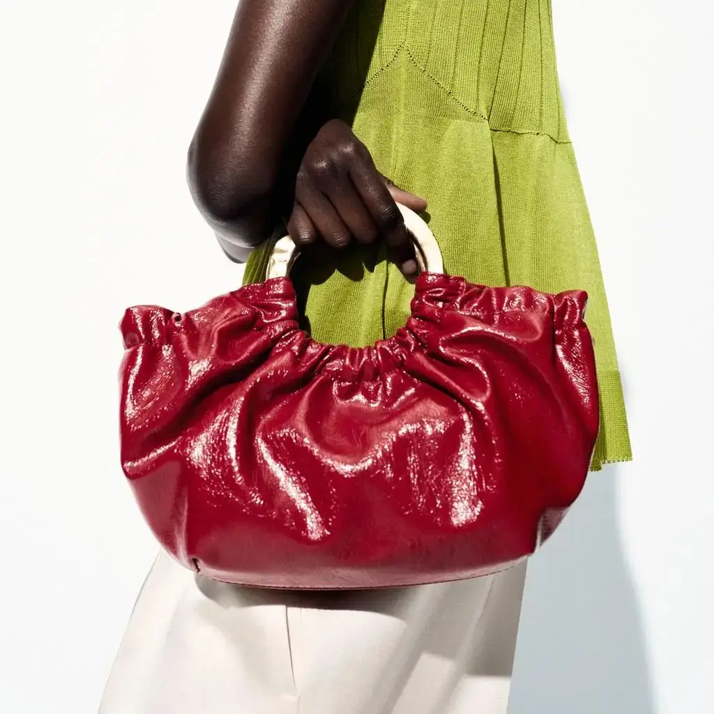 sac à main froncé, pochettes à poignée en métal à la mode, sacs à main pour femmes, sac à bandoulière design de luxe, petits fourre tout pour dames