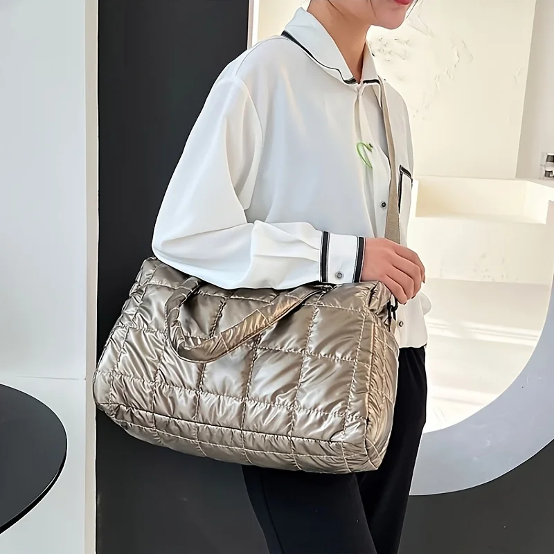 Sac de voyage matelassé de couleur unie – Durable, Portable et élégant – Parfait pour le sport, le travail et l'utilisation quotidienne