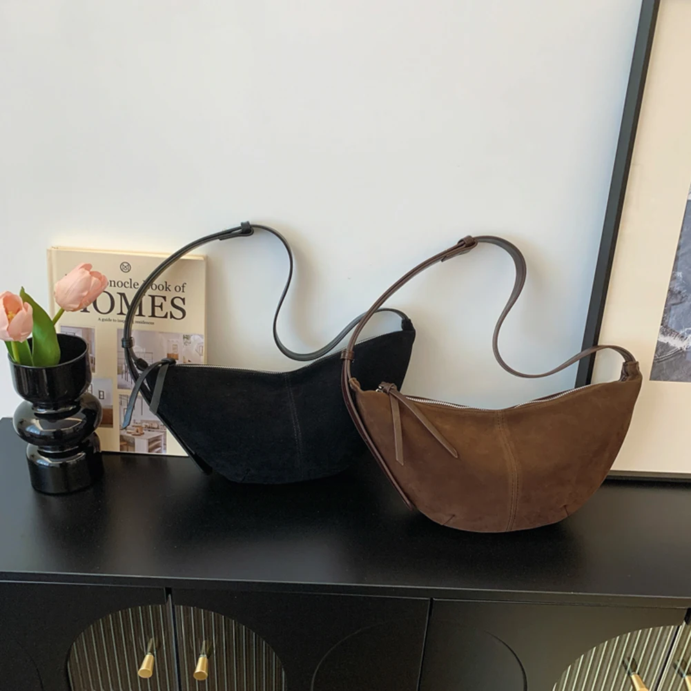 sac à bandoulière en forme de croissant pour hommes et femmes, sac à bandoulière à sangle réglable, sac à bandoulière hobo multi poches en daim, sac à boulettes solide pour le travail et les voyages