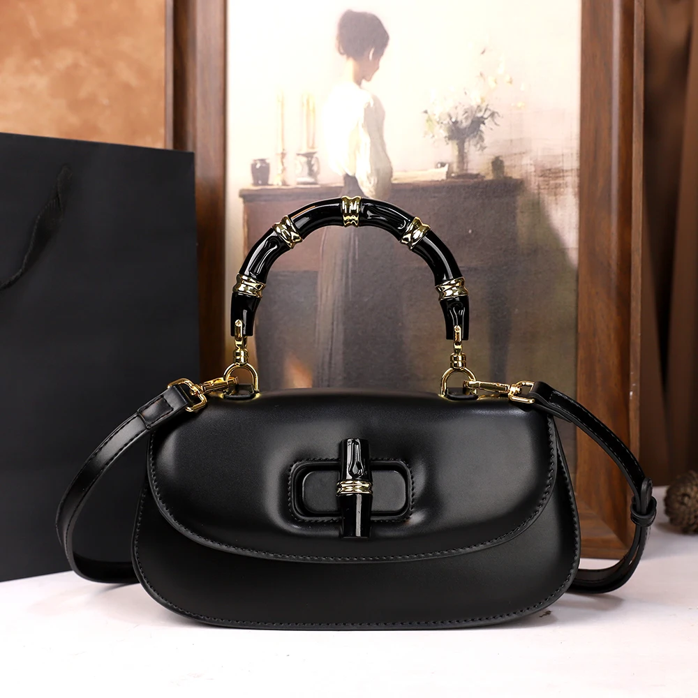 Le nouveau sac de selle à main en bambou 2025 est un petit sac à bandoulière polyvalent et haut de gamme pour femmes