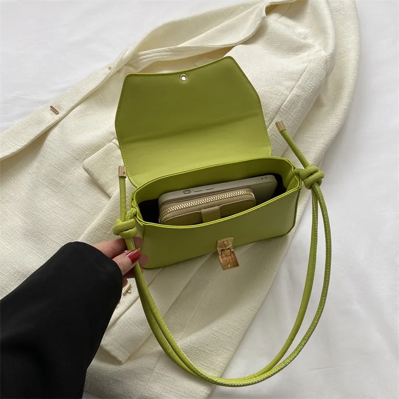sac à main simple à boucle en métal, sacoche, sac à bandoulière élégant et polyvalent sous les bras, sacs baguette chics pour femmes, usage quotidien