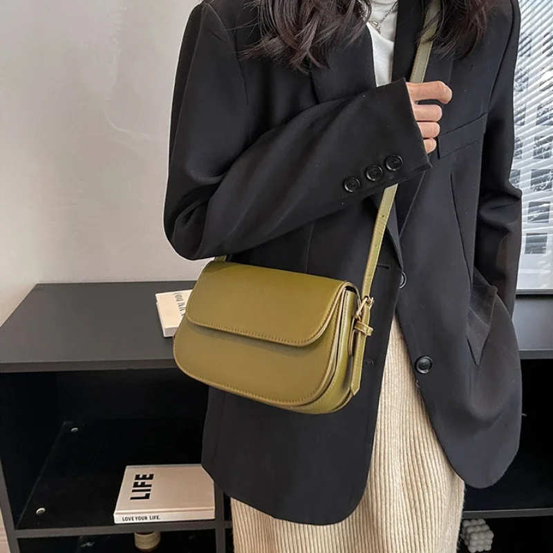 Advanced Bergamo-Petit sac de dégager rétro pour femme, sac messager polyvalent, sacs sous les bras, sac à bandoulière carré, mode populaire, nouveau, 2025