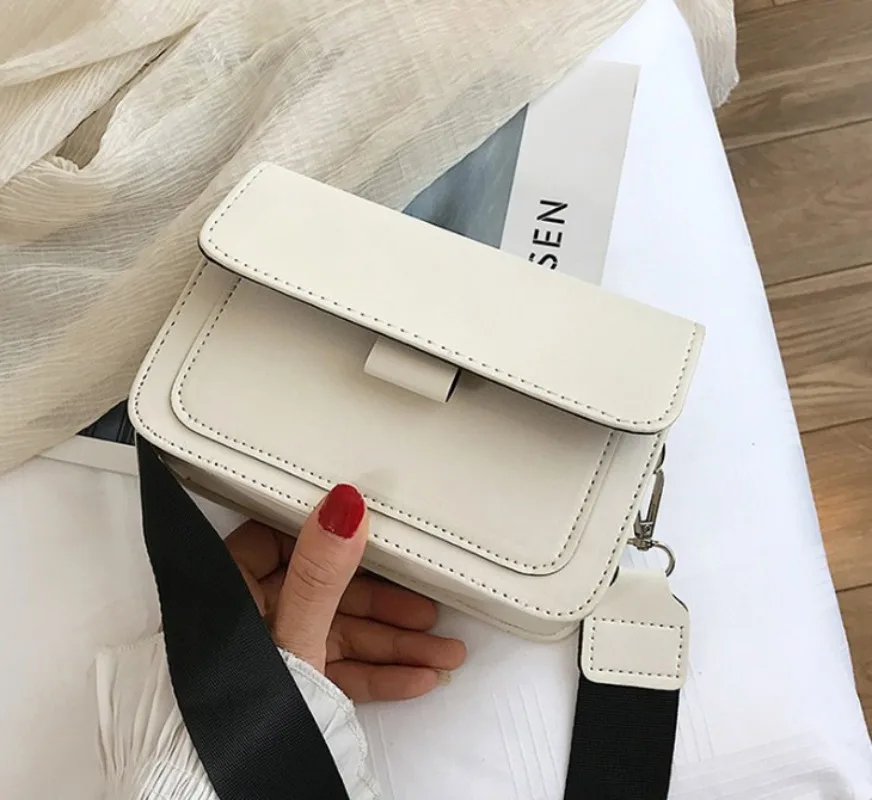 sac de créateur de luxe en cuir pu sac à main à bandoulière pour femmes sac à main de voyage mode sac à bandoulière dames petits sacs à rabat