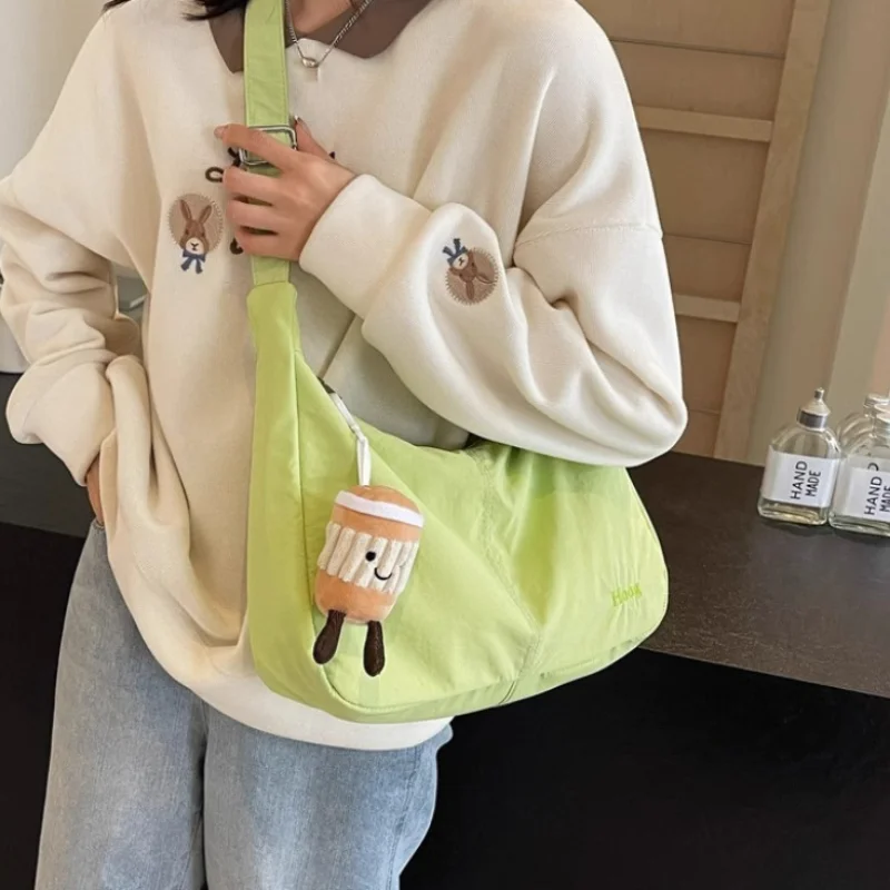 Sac à bandoulière Hobo de style japonais pour femme, grande capacité, style Ins, broderie polyvalente, initié, étanche, commpiedmont