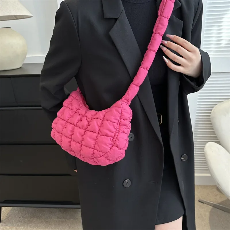 sacs à bandoulière plissés matelassés pour femmes sac rembourré sacs à main en nylon sac à main seau bulles de nuage hobo puffer sac fourre-tout en nylon bolsas