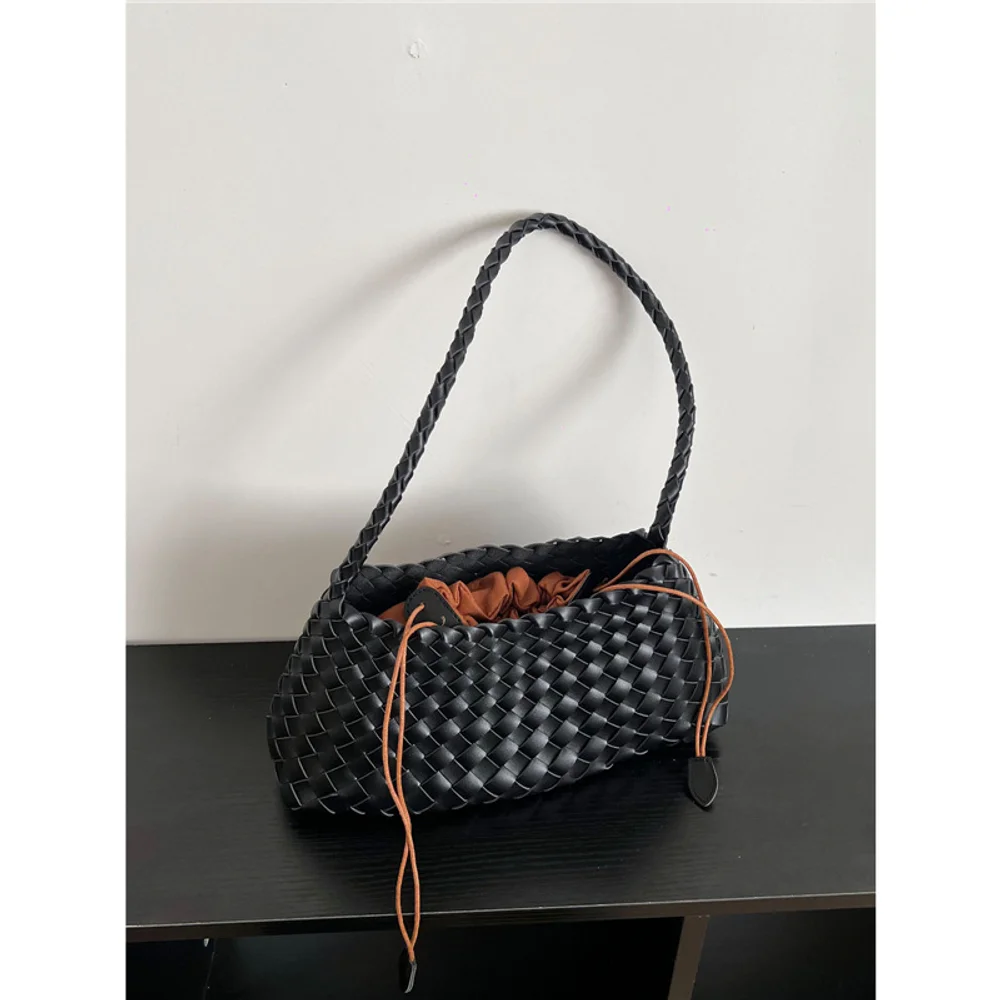 sac à aisselles tissé à la main, nouveau sac à main rétro haut de gamme et polyvalent pour femmes, sac mère à bandoulière unique