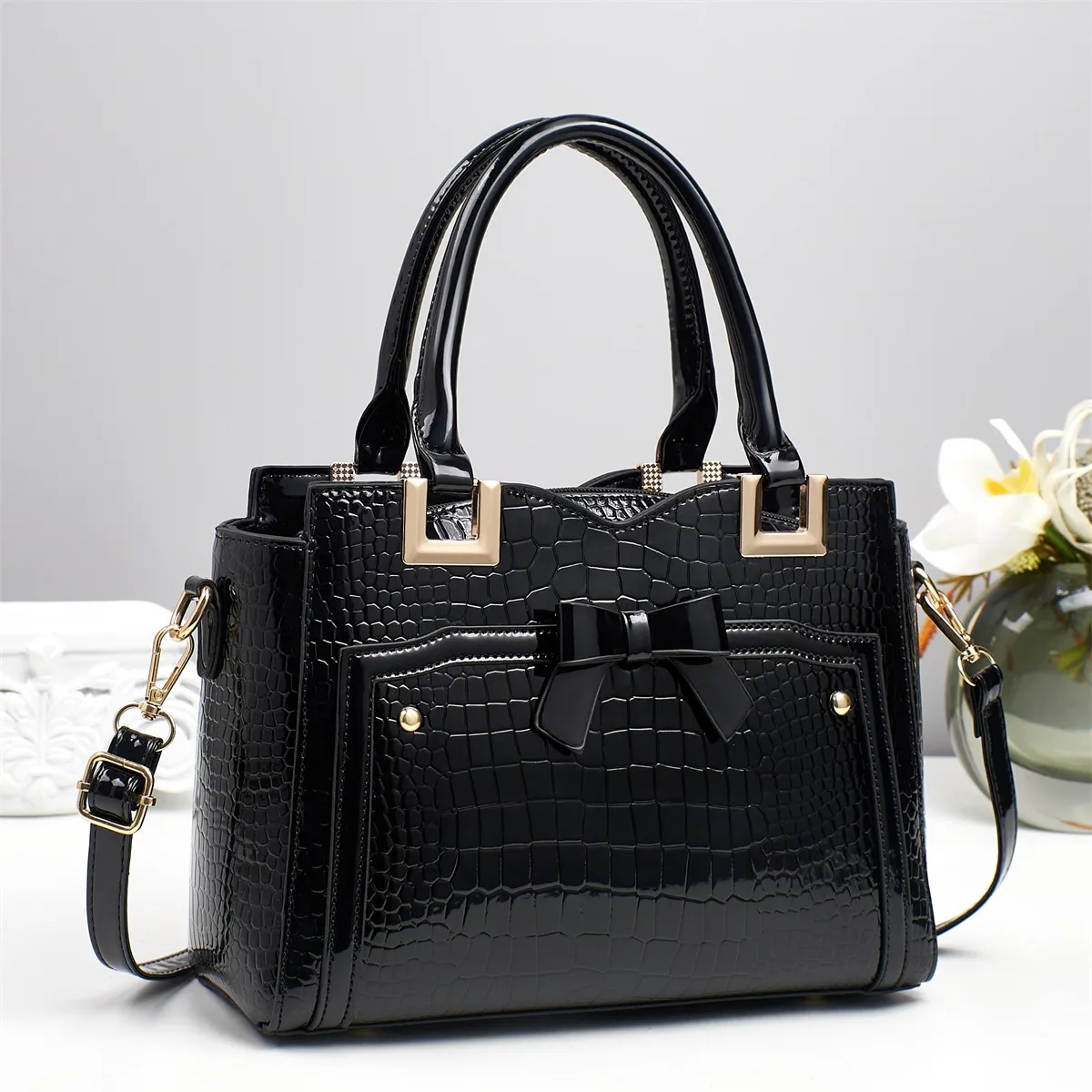sac fourre tout grande capacité pour femmes, sac à main à la mode, sac à bandoulière simple, élégant matériau pu, design tendance été 2025