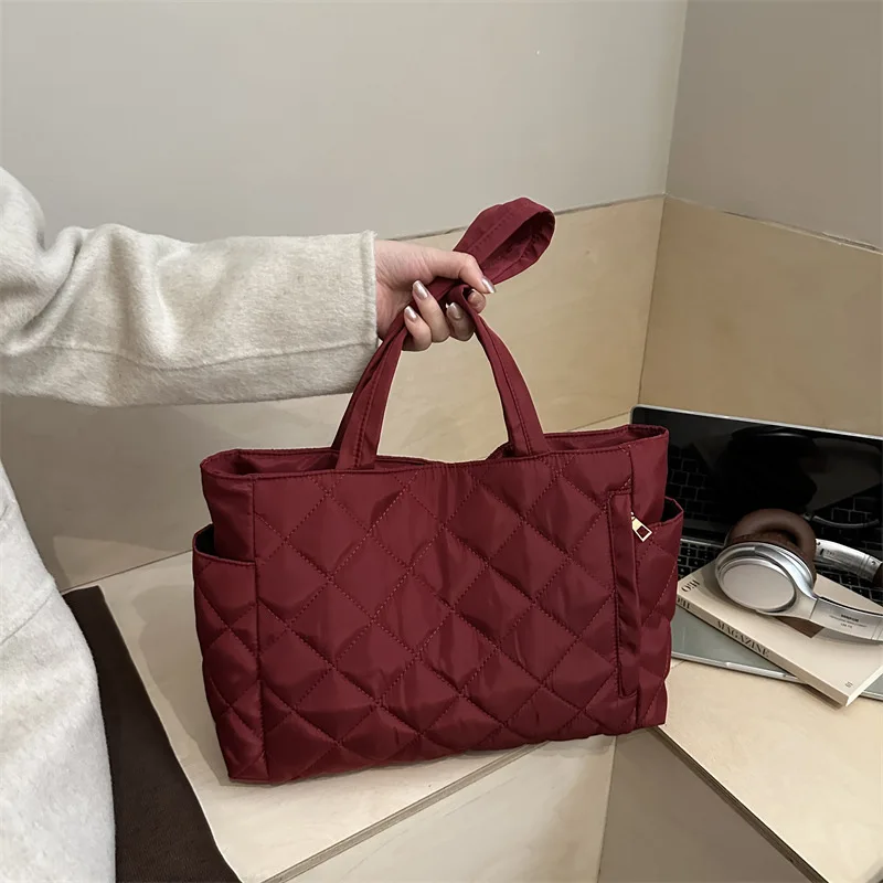 Sac à bandoulière carré en Nylon pour femmes, fourre-tout matelassé, léger et décontracté, à la mode, en treillis de diamant, nouvelle collection automne hiver