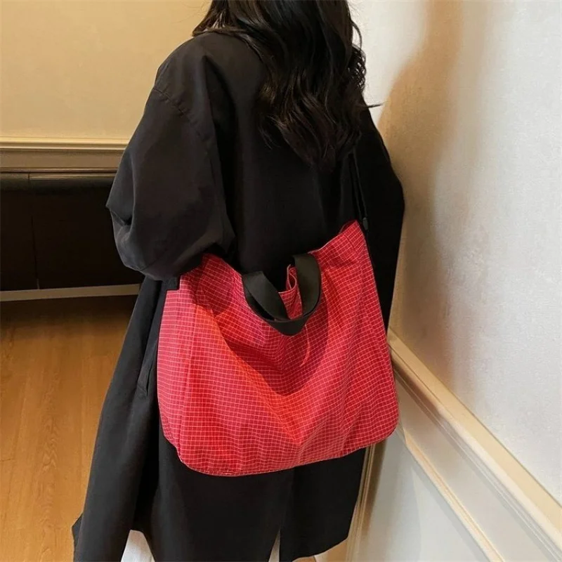 chic modish 2025 nouvelles dames marque de luxe en cuir sac à bandoulière célèbre concepteur populaire simple classique 