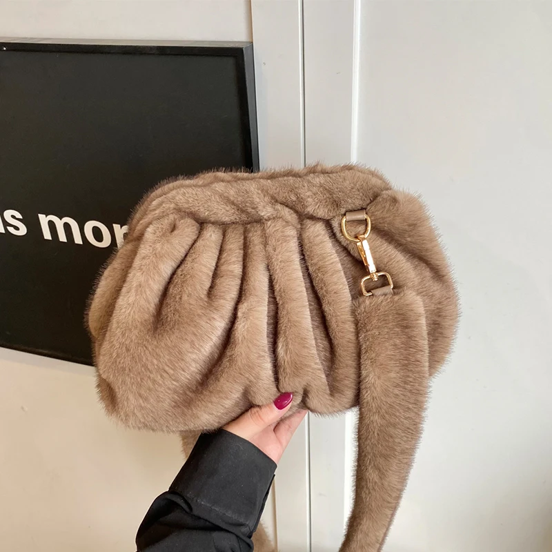 Sacs Hobo en peluche douce pour femmes, sac à main de styliste en fausse fourrure moelleuse, pochette de luxe, sac à bandoulière à coque d'hiver