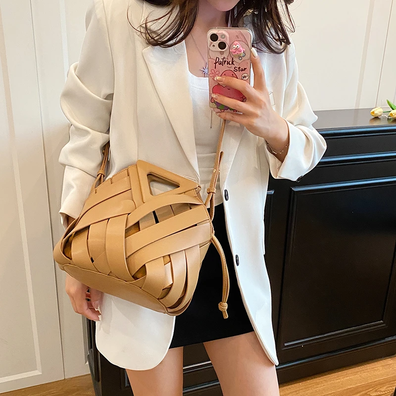 pochette tissée en pu pour femmes, sac à main tressé de luxe, haut de gamme, à la mode, sac à bandoulière élégant et minimaliste