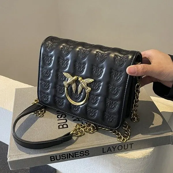 Mini sac carré Chic 2025, sac à main élégant avec sangle en chaîne, sac à bandoulière de luxe pour femmes pour le quotidien et la soirée