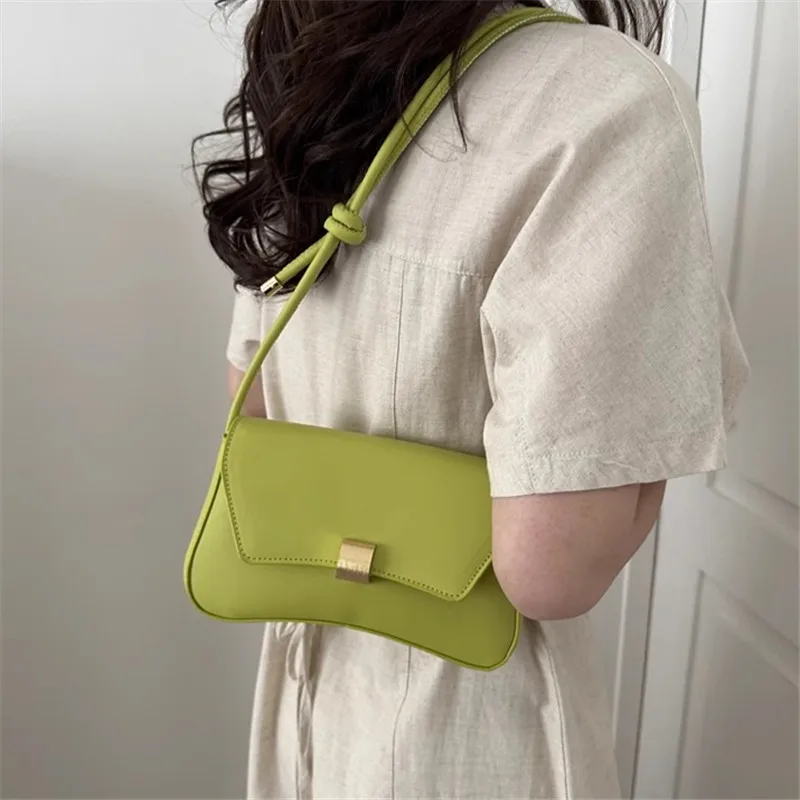 sac à main simple à boucle en métal, sacoche, sac à bandoulière élégant et polyvalent sous les bras, sacs baguette chics pour femmes, usage quotidien