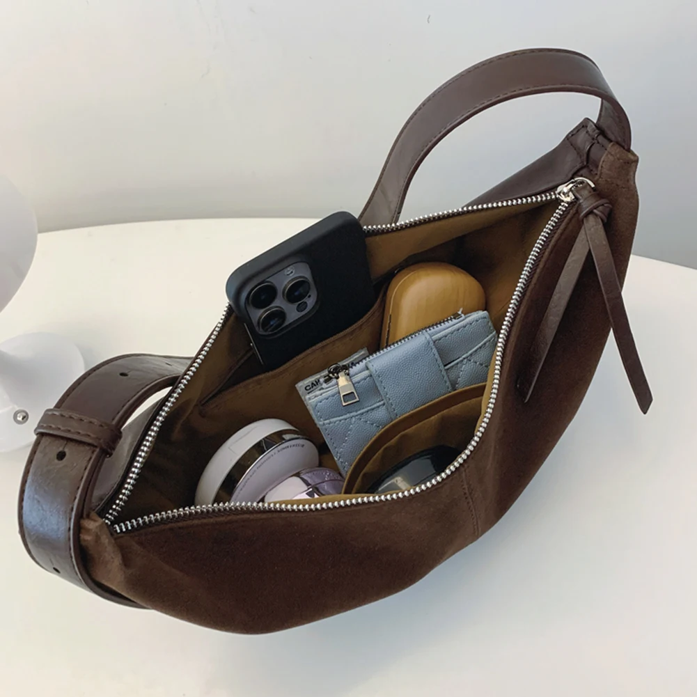 sac à bandoulière en forme de croissant pour hommes et femmes, sac à bandoulière à sangle réglable, sac à bandoulière hobo multi poches en daim, sac à boulettes solide pour le travail et les voyages