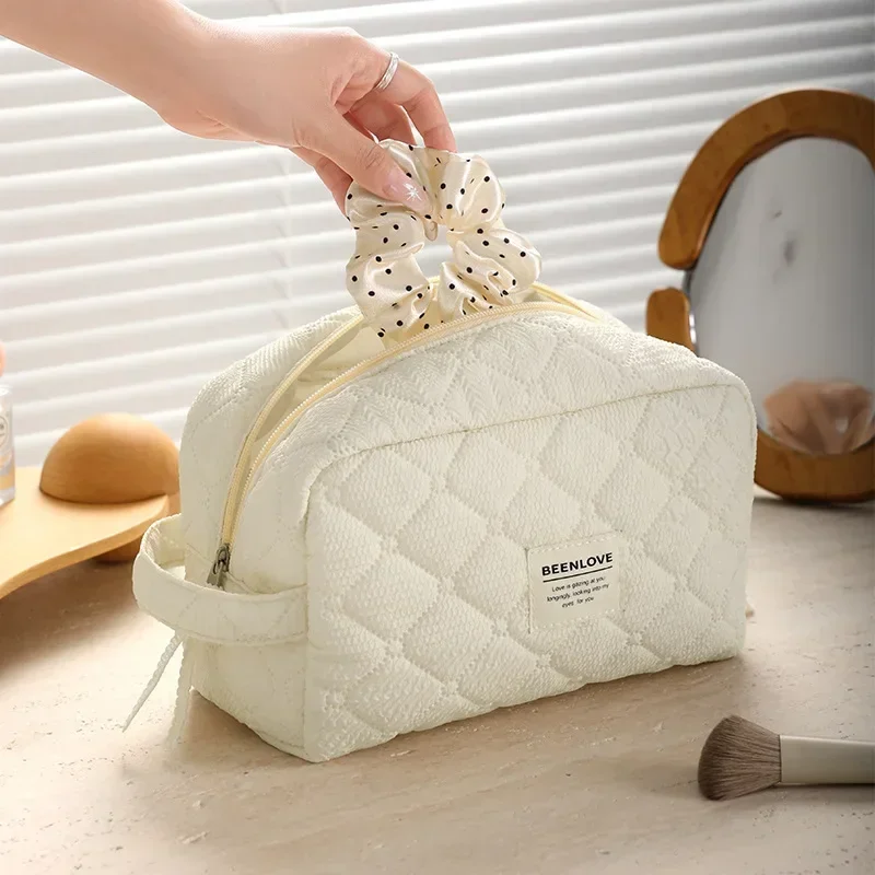 ensemble de trousse de maquillage, trousse de maquillage matelassée, grands sacs de maquillage floraux pour femmes, pochette à cosmétiques en coton mignonne, sac de rangement de produits de toilette de voyage