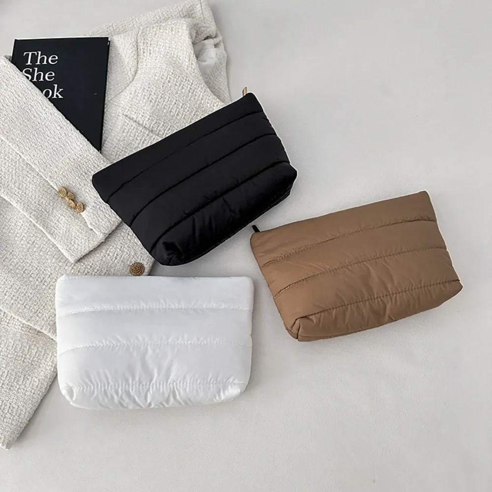 trousse de maquillage matelassée décontractée, couleur unie, grande capacité, trousse de toilette de voyage, fermeture éclair, gonflée, rembourrée, sac de rangement de cosmétiques pour femmes