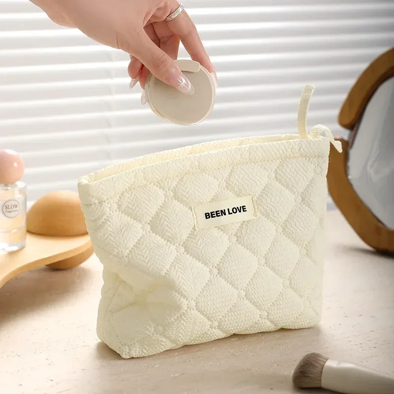 ensemble de trousse de maquillage, trousse de maquillage matelassée, grands sacs de maquillage floraux pour femmes, pochette à cosmétiques en coton mignonne, sac de rangement de produits de toilette de voyage