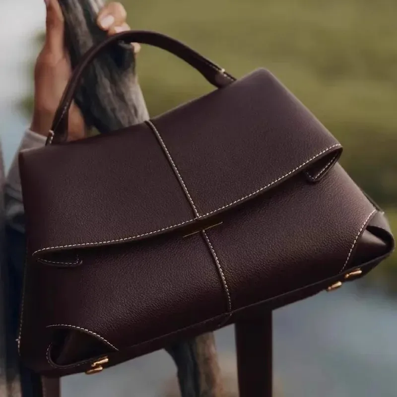 2025 nouveau sac à main pour femmes de haute qualité, texture luxueuse, sac à main en cuir plissé, sac à bandoulière pour femmes, corps incliné