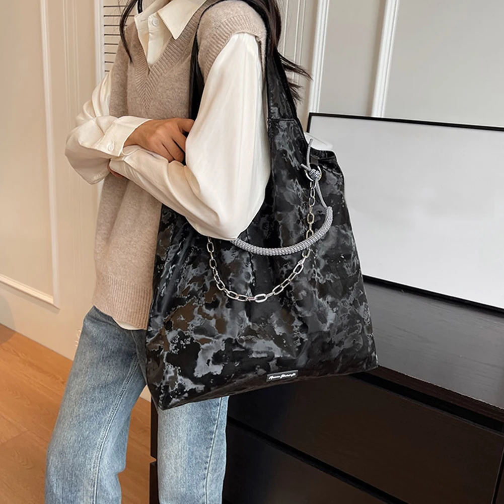 sac hobo à bandoulière imprimé camouflage pour femmes, grand fourre tout en cuir pu, sacoche légère et souple, sac d'école pour étudiants