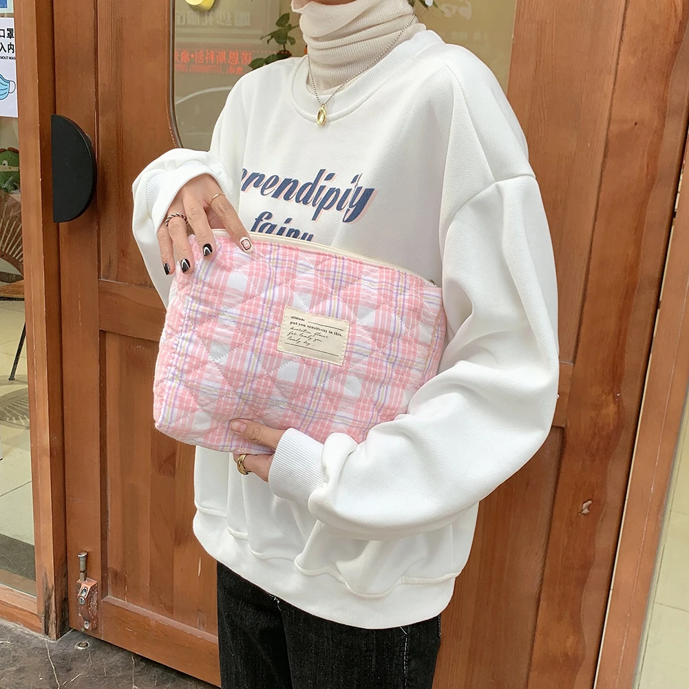 sac de lavage matelassé pour femmes, pochettes de voyage à carreaux de couleur contrastée, pochettes de rangement portables, pochettes d'outils de maquillage, sac de maman