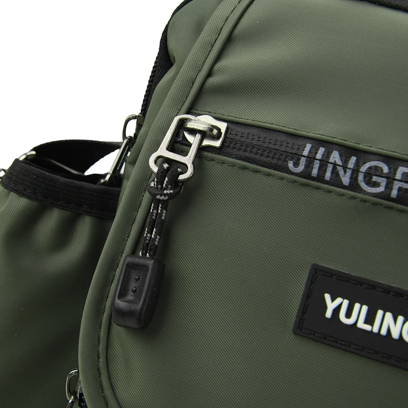 sac à bandoulière carré sportif pour hommes – sac à bandoulière durable de style universitaire à côtés souples avec poches multifonctions