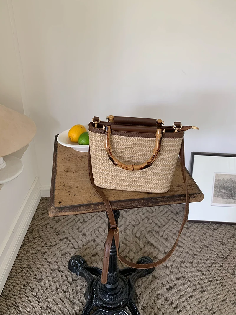 sacs à main de voyage en paille pour femmes, sacs à bandoulière simples, poignée en bois à la mode, été initié, e27