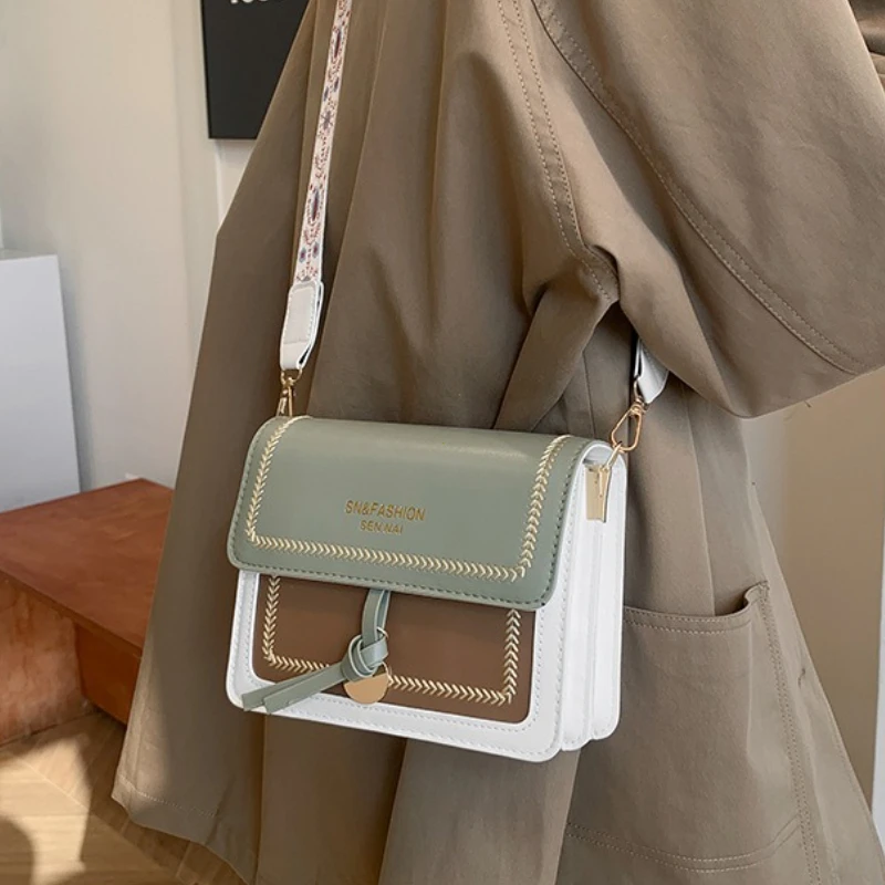 sac à la mode pour femmes, nouveau sac à bandoulière polyvalent, sacs à bandoulière de couleur contrastée, petit sac carré, large bandoulière