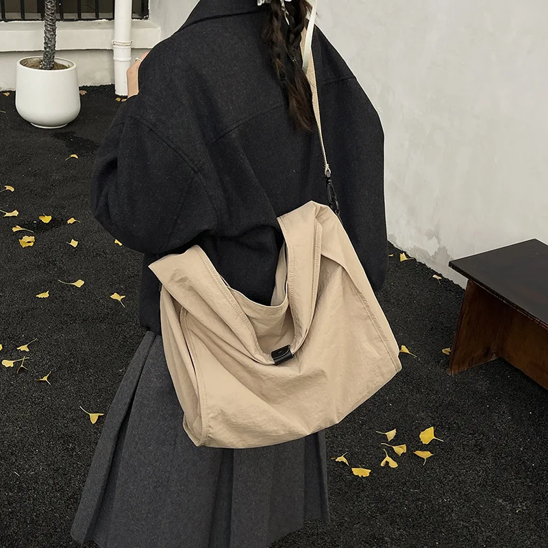 sac à bandoulière décontracté et polyvalent pour femmes, grande capacité, texture simple et élégante, sac hobo, sacs de rangement simples à bandoulière