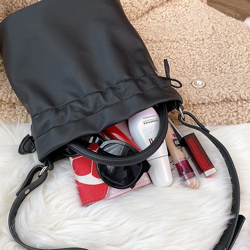 mini sac seau japonais à cordon, sac à bandoulière portable simple
