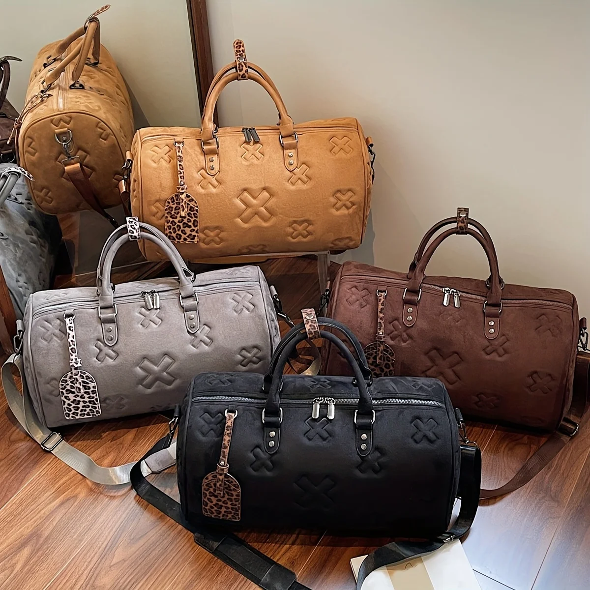 sac à main de voyage tendance – conception haute capacité, durable et texturée, adapté au fitness, aux vacances et aux voyages d'affaires.