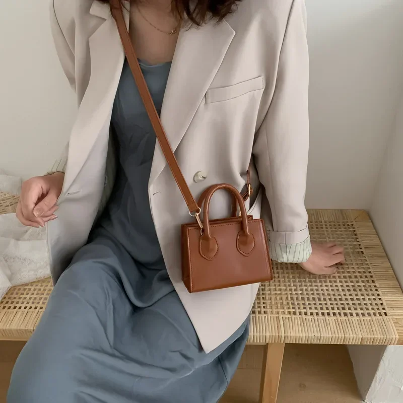 petit sac carré nouveau populaire rétro mini sac à main littéraire foules épaule messager femme sac tout match poignée supérieure sac à main femmes