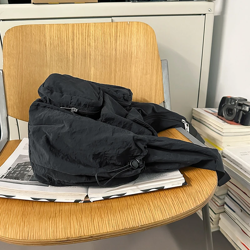 sacs à bandoulière de grande capacité pour femmes, sacoches en tissu de style preppy, paquets solides de style coréen, sacs à bandoulière légers de style paresseux