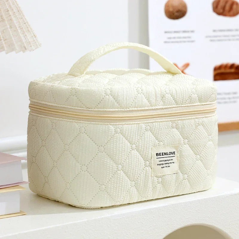 ensemble de trousse de maquillage, trousse de maquillage matelassée, grands sacs de maquillage floraux pour femmes, pochette à cosmétiques en coton mignonne, sac de rangement de produits de toilette de voyage