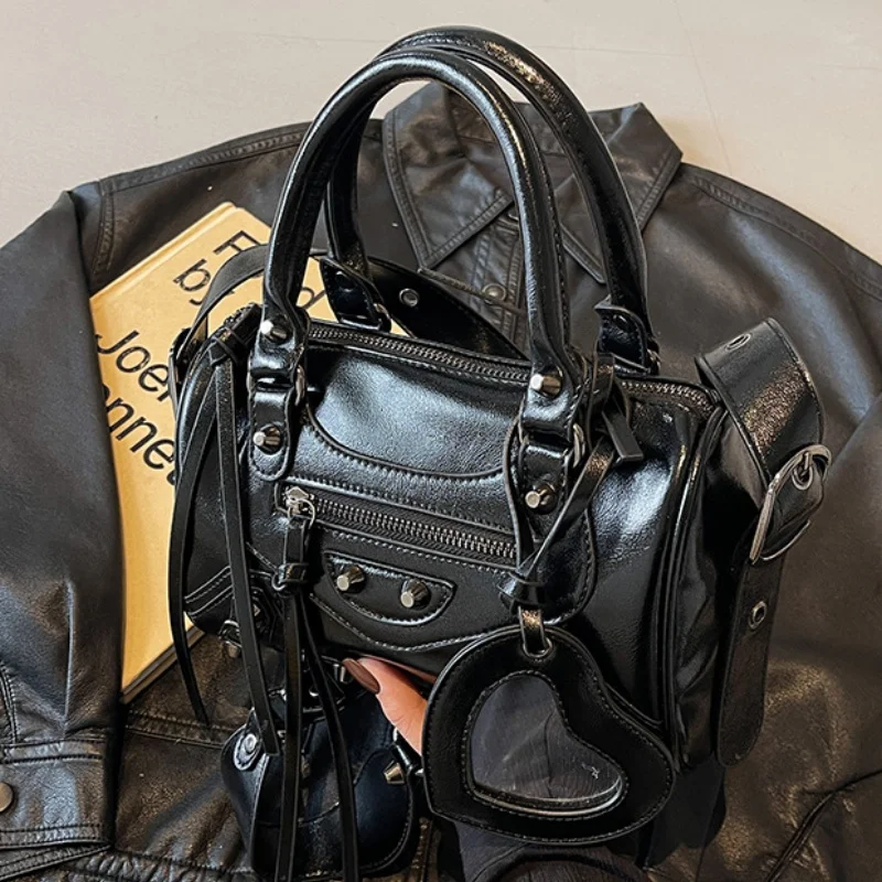 Style classique, sac à main de style moto le plus vendu avec un design semblable à un oreiller, doté d'un style bandoulière unique et polyvalent