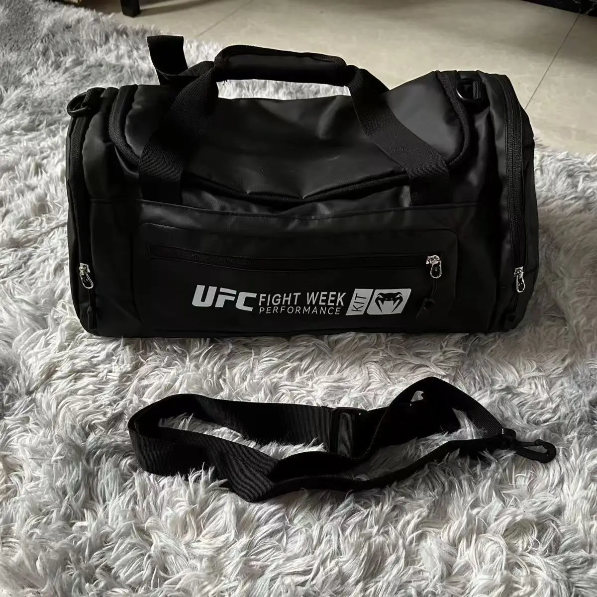 ufc 1 sac de rangement de bagages de grande capacité, sac à main de voyage portable, épaule ou bandoulière, sac de fitness taille: 40 * 26 * 20 cm