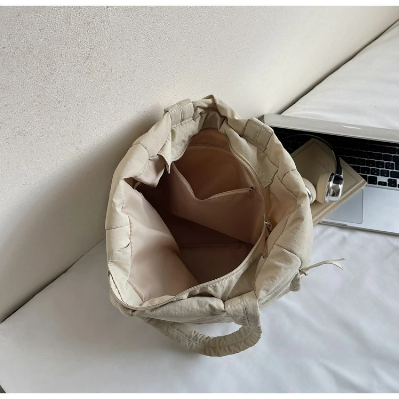 sac fourre tout simple et de loisirs en nylon, sac à bandoulière simple de grande capacité, sac à poignée pour les déplacements quotidiens