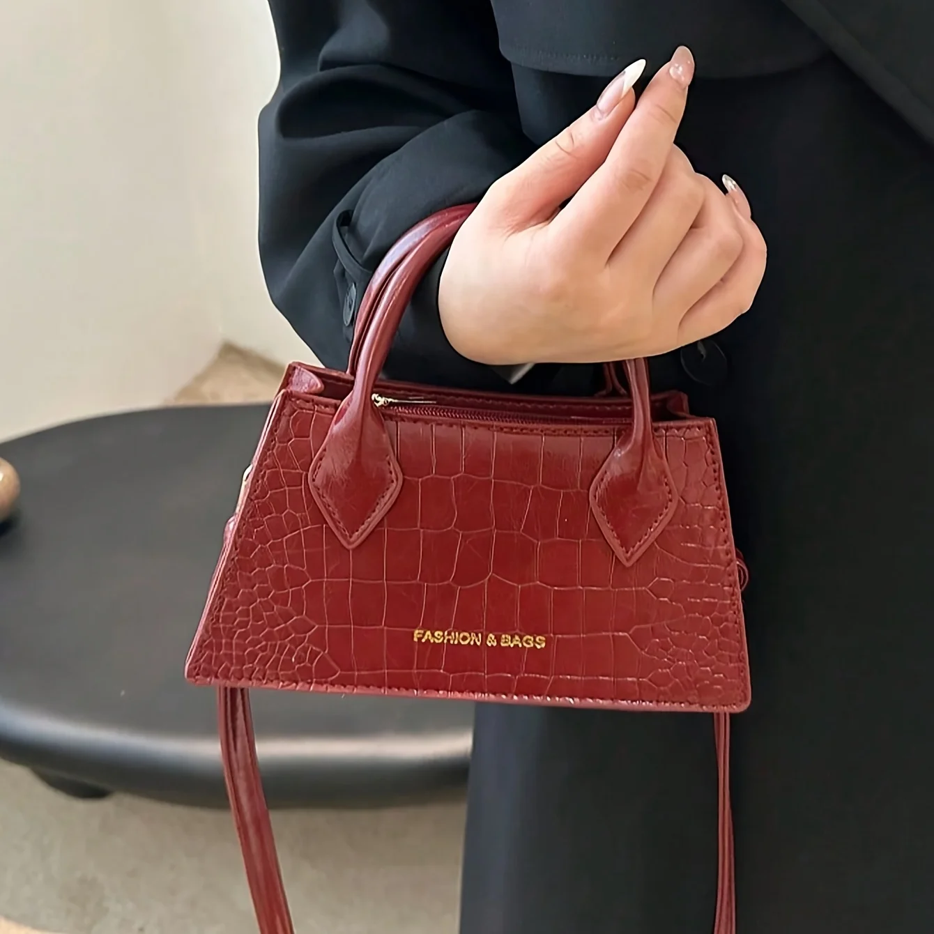 2025 sac à main élégant sac à bandoulière élégant, sac à bandoulière simple et à la mode, petit sac à main carré